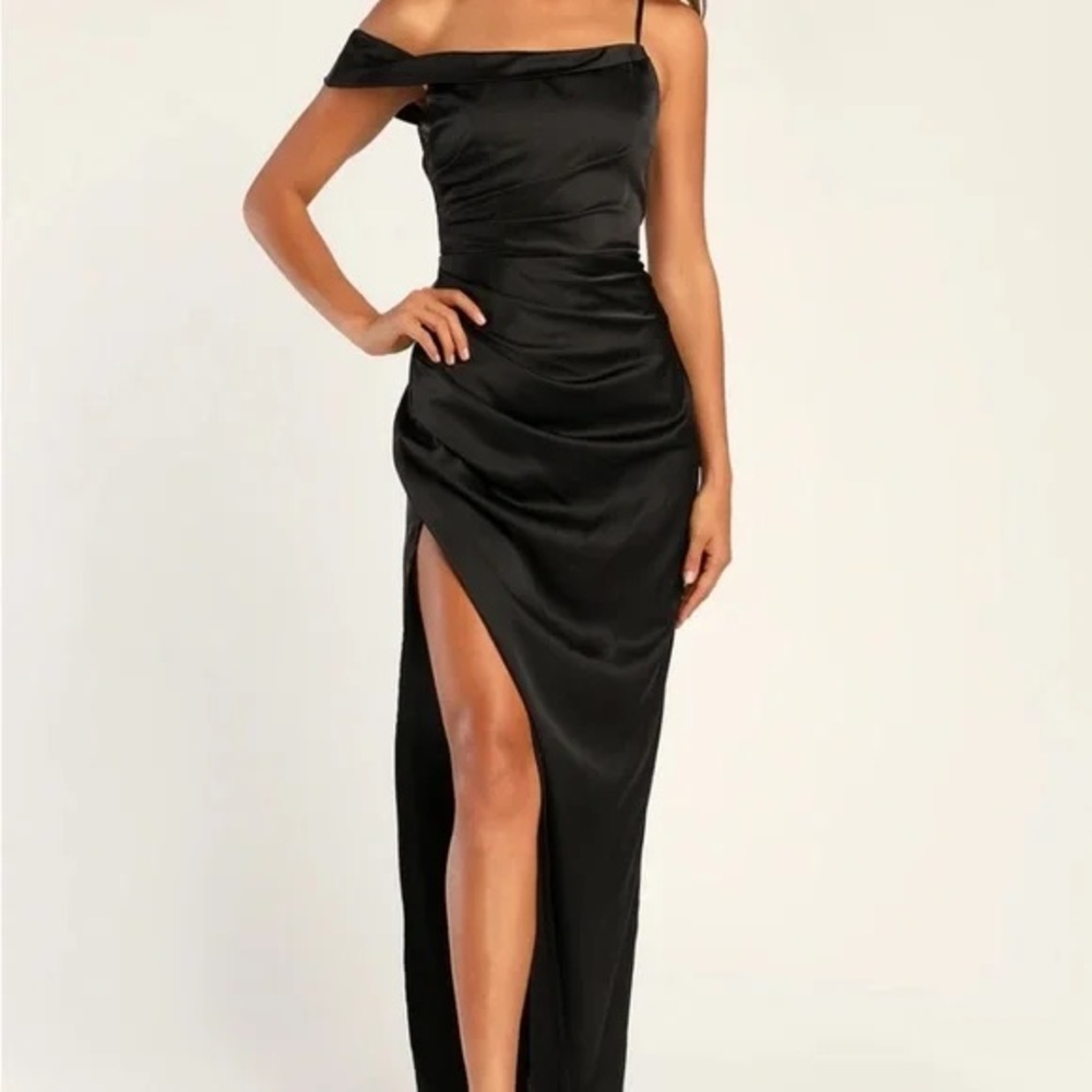 Lulus Off-Shoulder Evening Dress